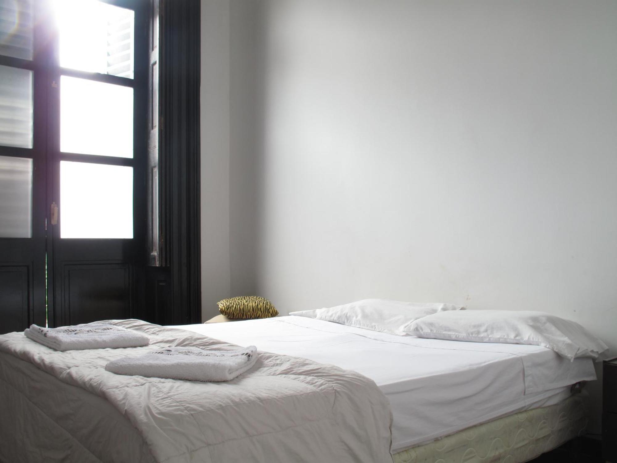 Montevideo Chic Hostel Szoba fotó