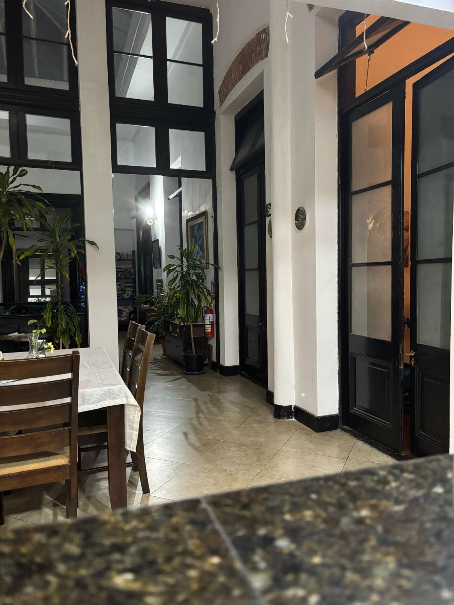 Montevideo Chic Hostel Kültér fotó